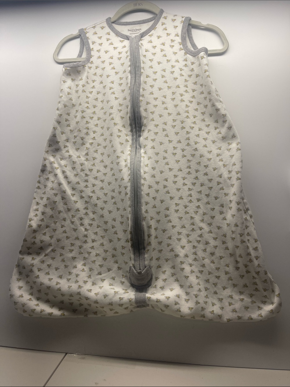 Burts Bees White Gray Yellow Bees Unisex Sleepsak Swaddle Large